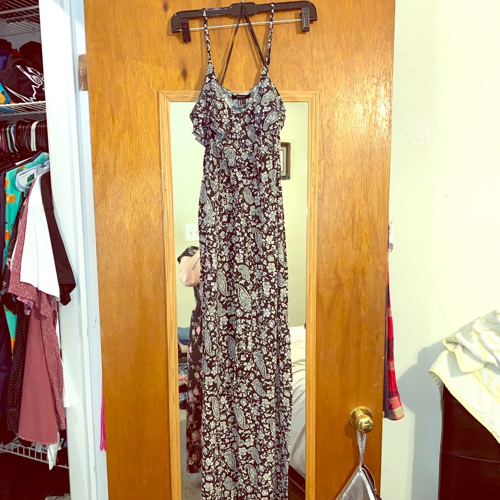 Forever21 Floral Black & Cream Maxi Dress- Large